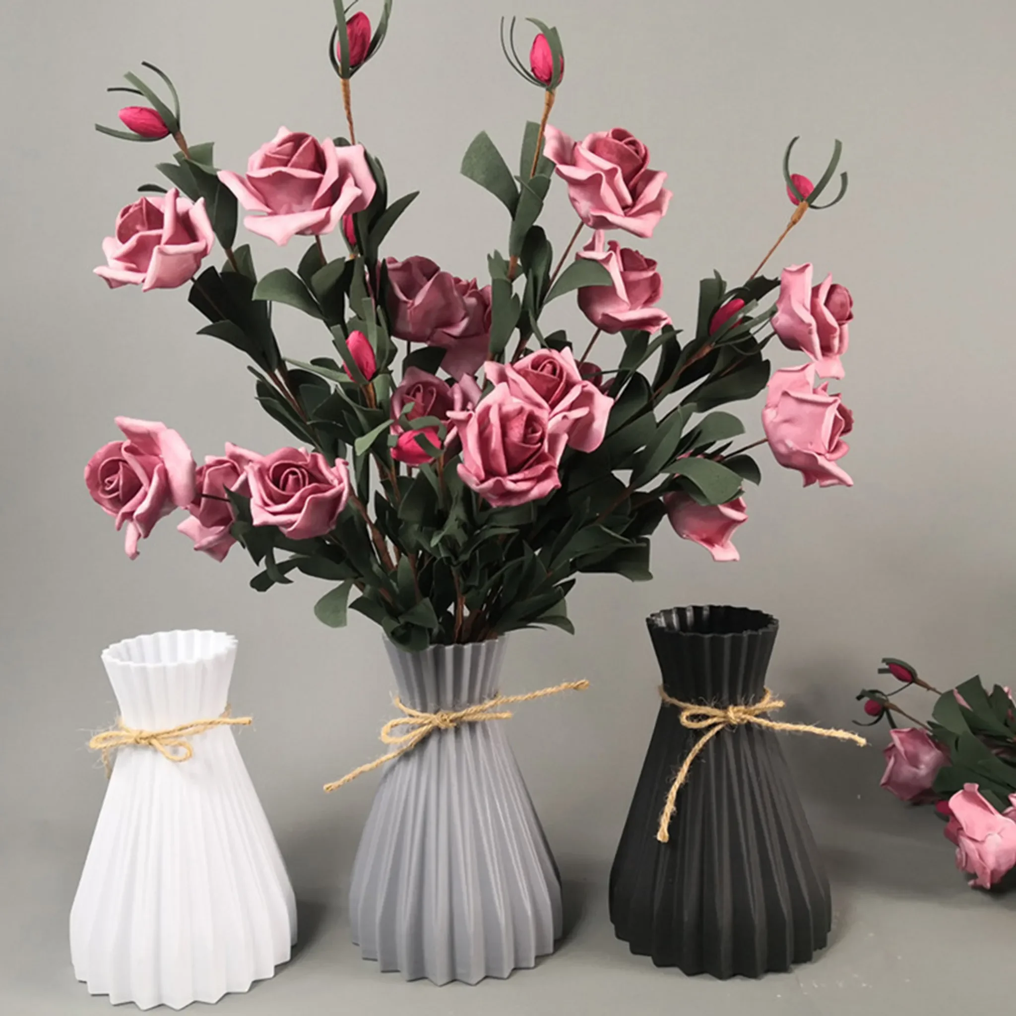 Kunststoffvase – Schwarz, 17 cm